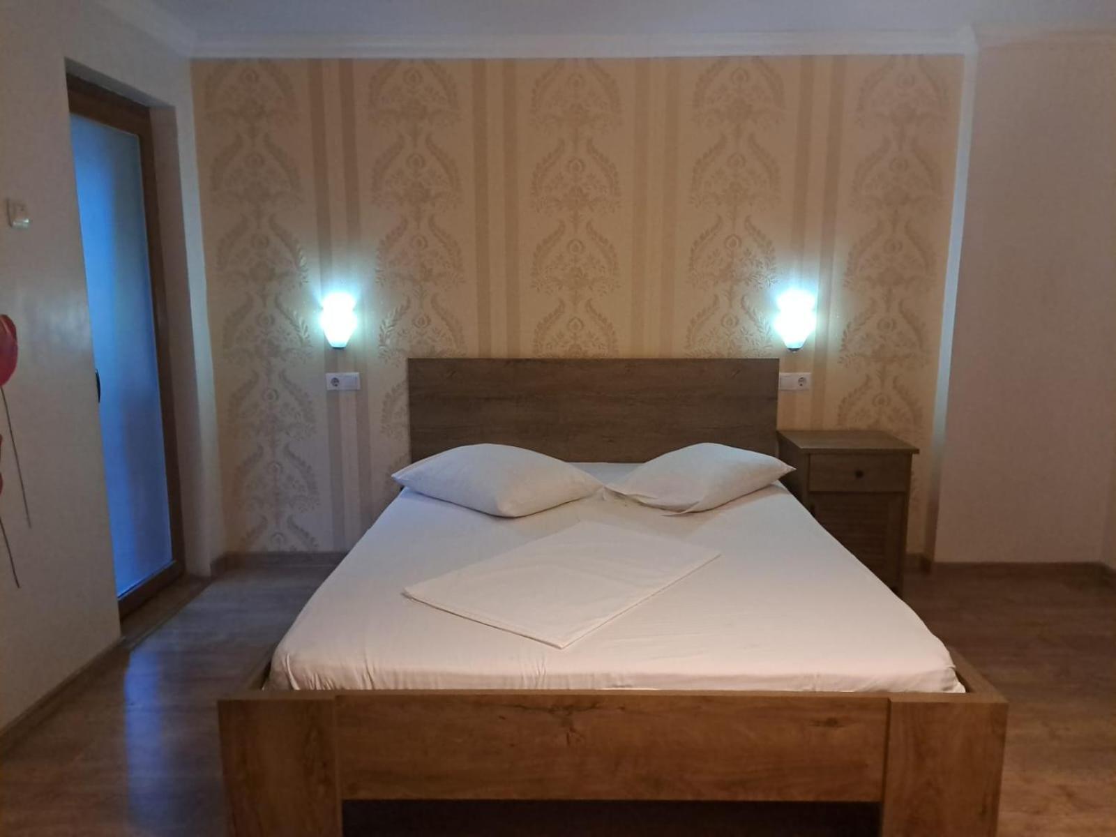 Guesthouse Magic Baile Herculane Ruang foto