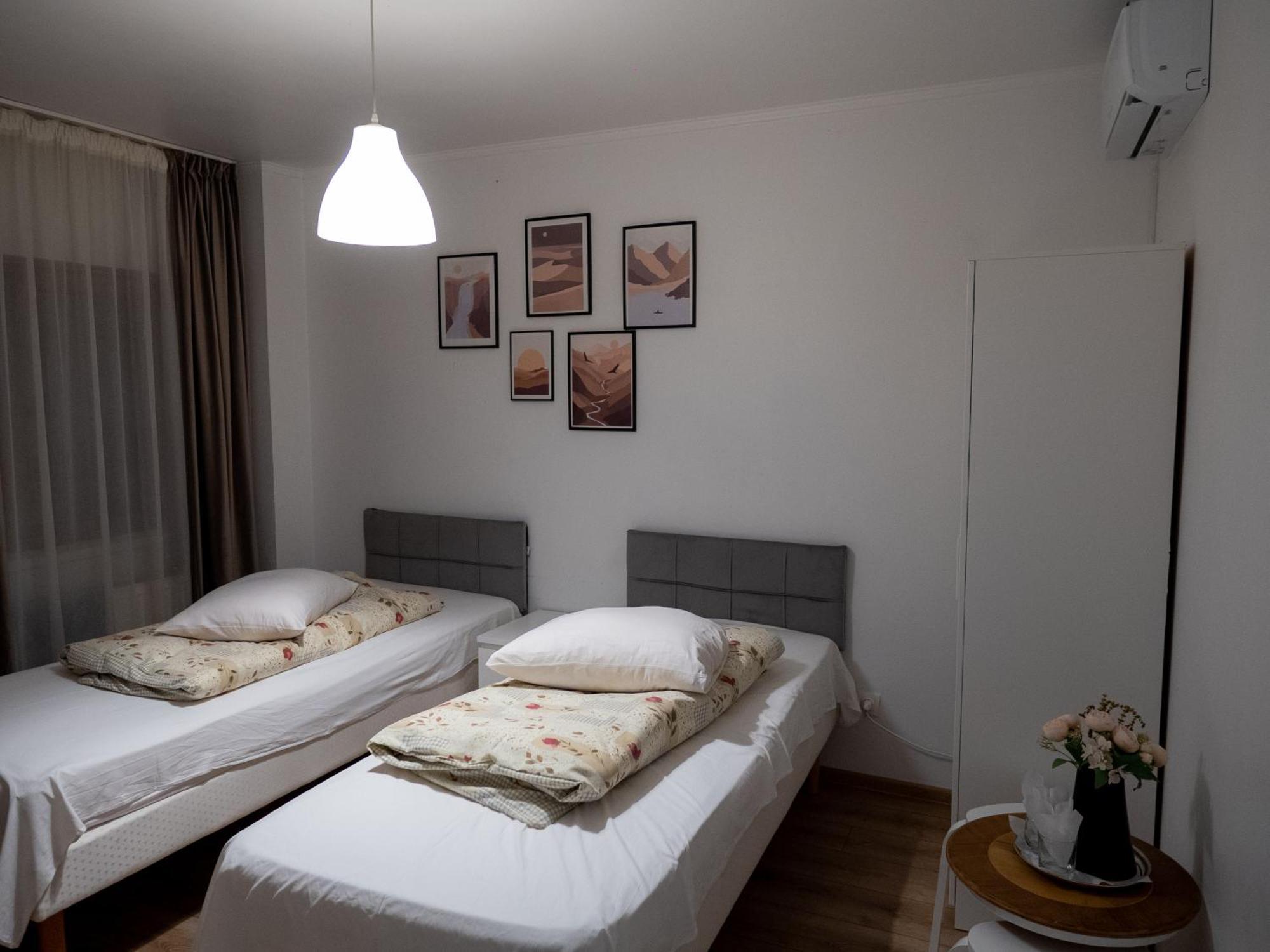 Guesthouse Magic Baile Herculane Bagian luar foto