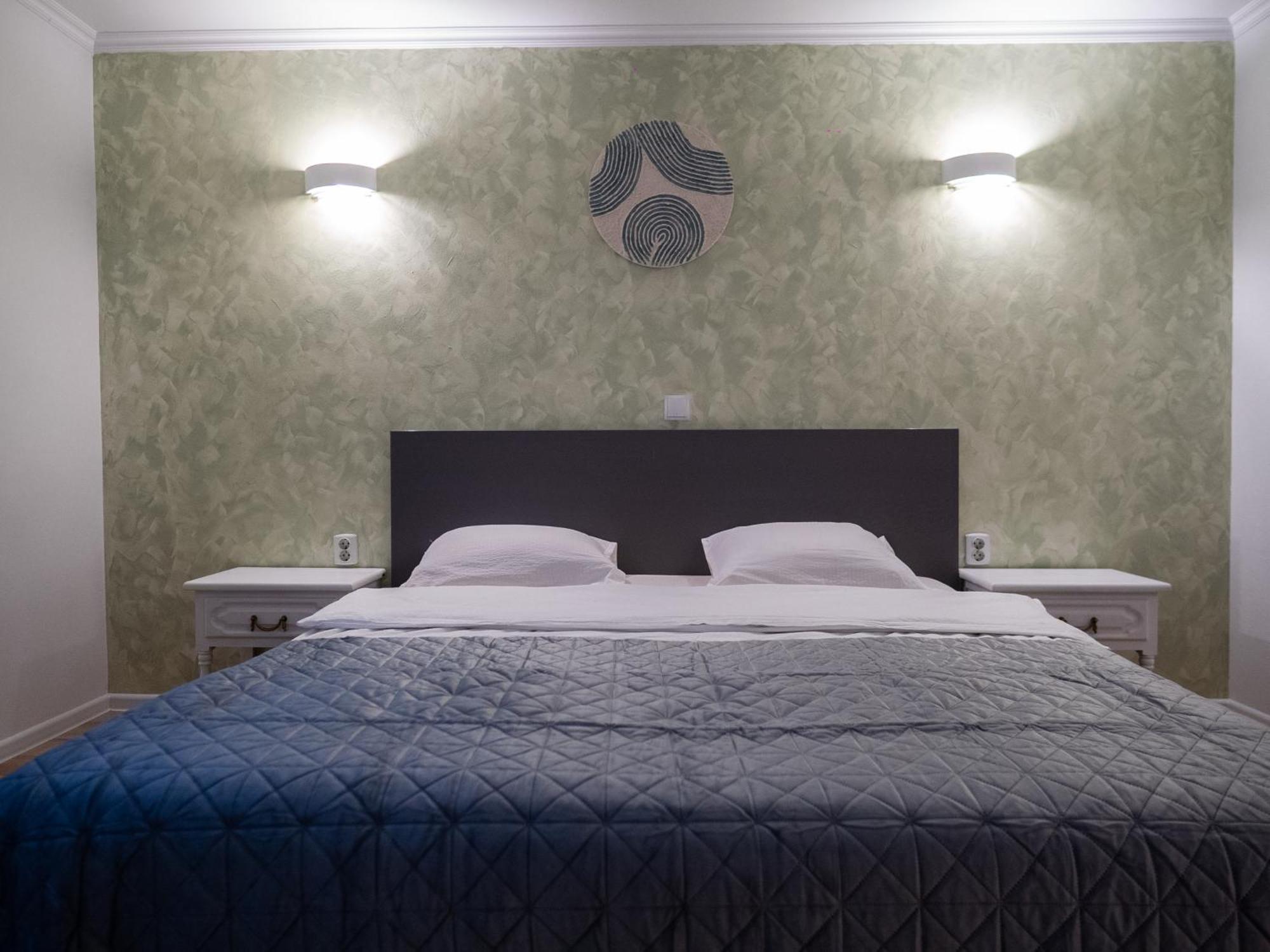 Guesthouse Magic Baile Herculane Bagian luar foto