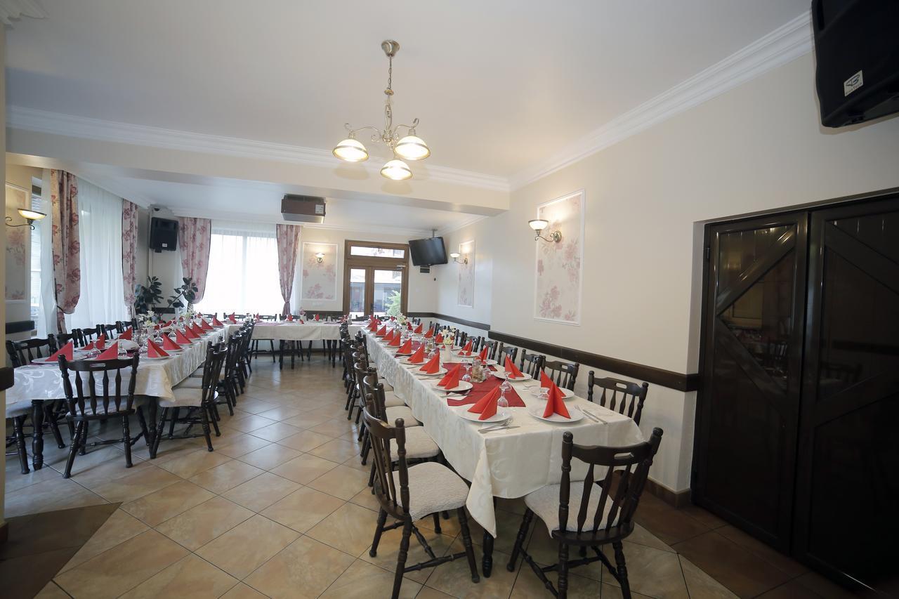 Guesthouse Magic Baile Herculane Bagian luar foto